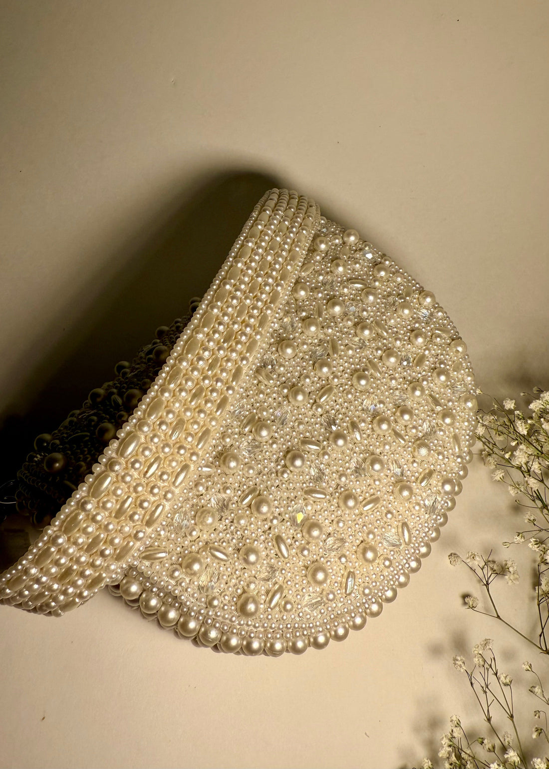 Where to Find Authentic Vintage Beaded Clutches: A Collector’s Guide