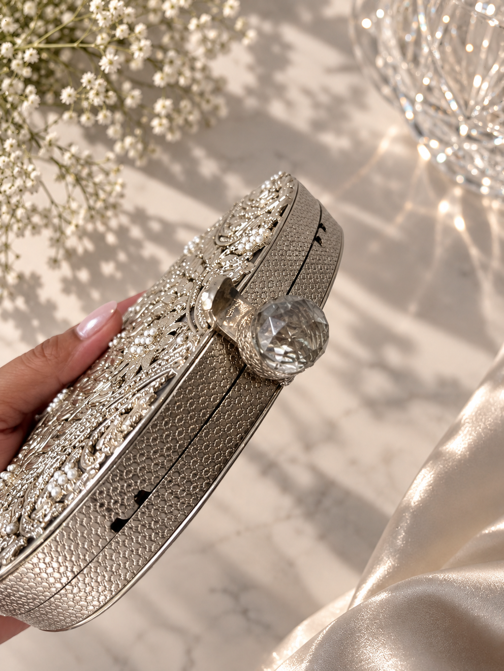 Vivian Silver Oval Clutch | Mother of Pearl Evening Bag (Copy)