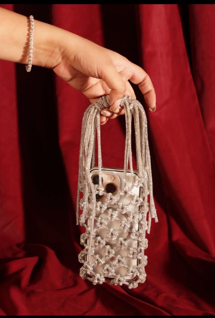 Celeste Crystal Phone Bag – Champagne