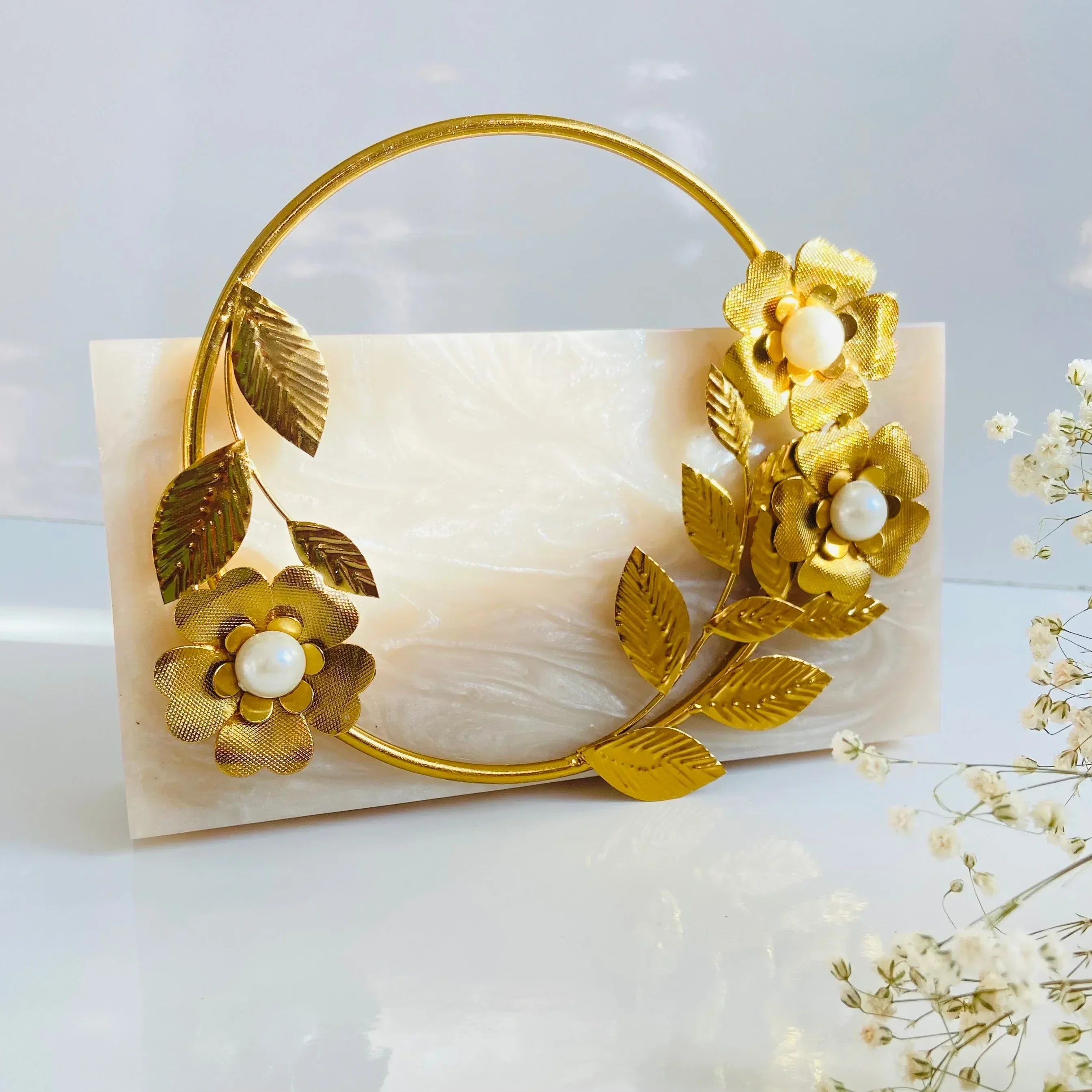 ALINA Clutch