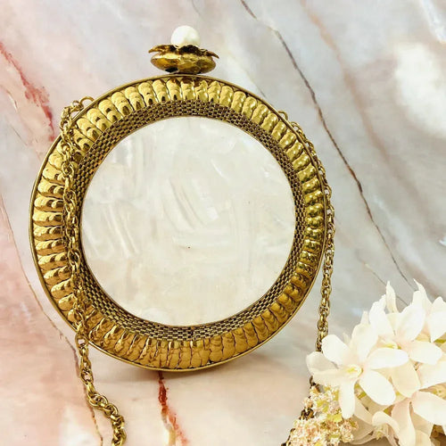 ADHA - Clutch-It Handbags